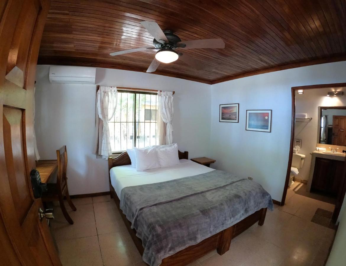 Casa Cecilia Beach Front Playa Santa Teresa  Extérieur photo